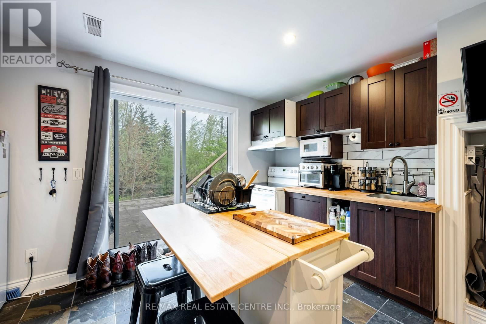 43 BRENDA BOULEVARD Image 35