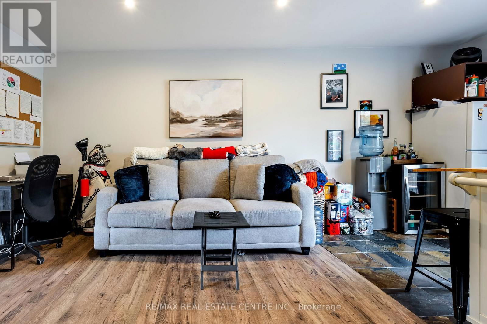 43 BRENDA BOULEVARD Image 37