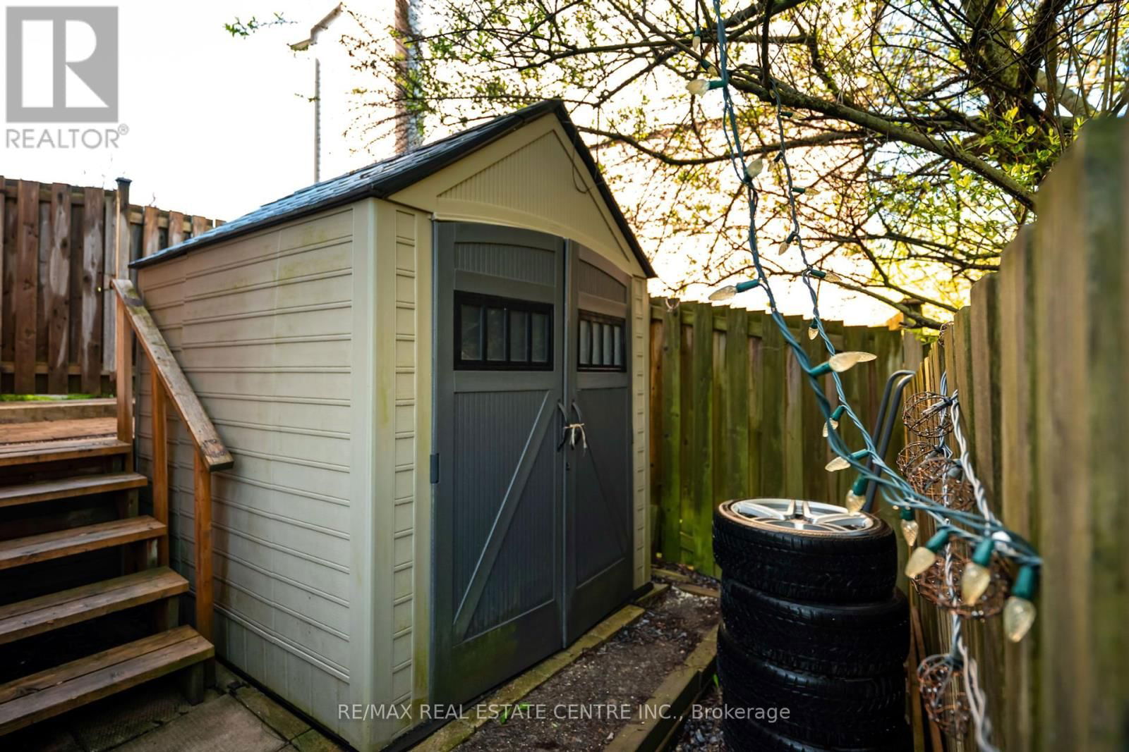 43 BRENDA BOULEVARD Image 48
