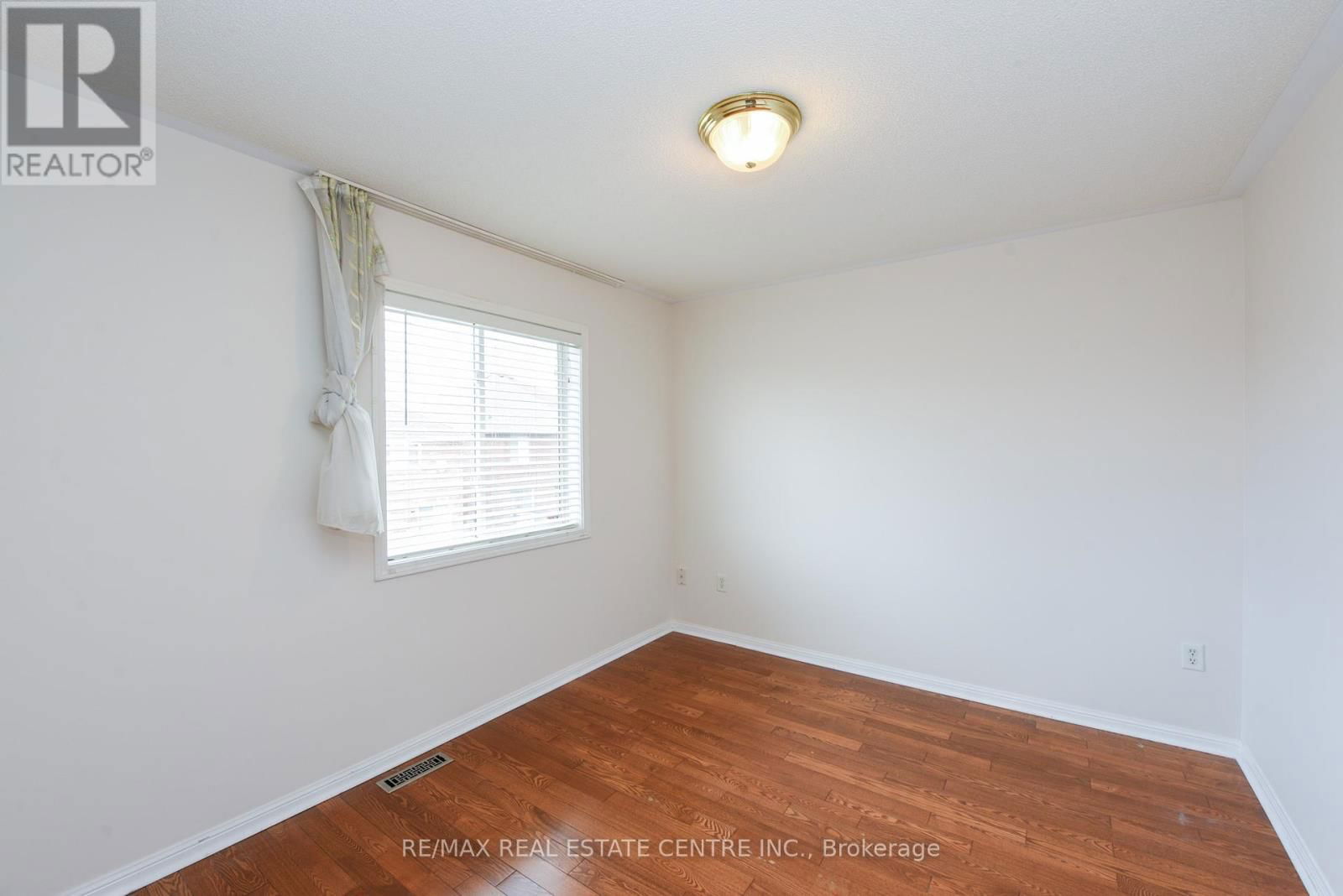 5989 SIDMOUTH STREET Image 18