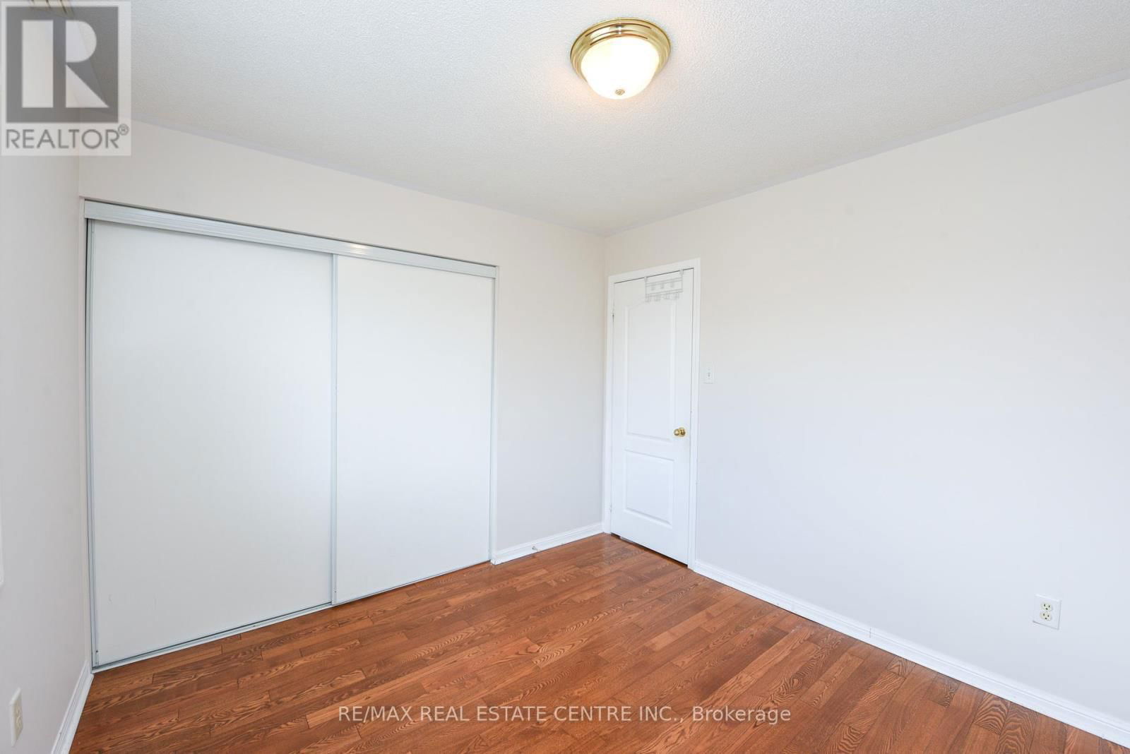 5989 SIDMOUTH STREET Image 22