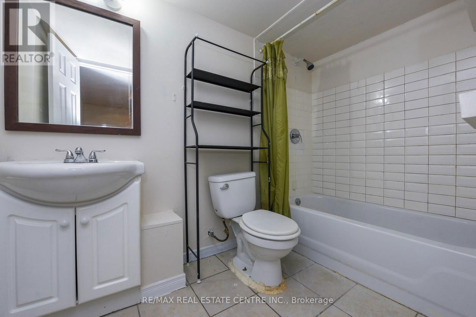 5989 SIDMOUTH STREET Image 33