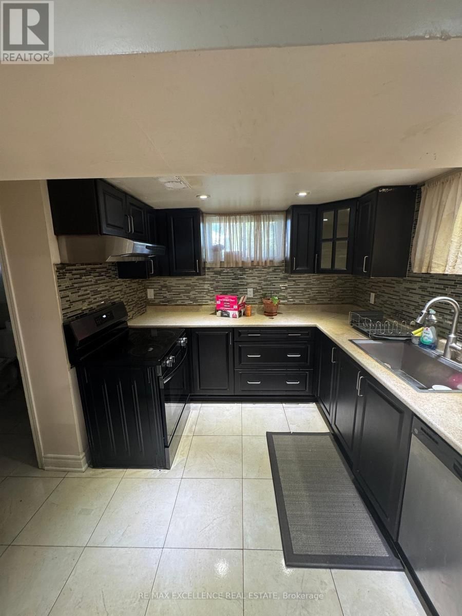 12 VANDERBRENT CRESCENT Image 10
