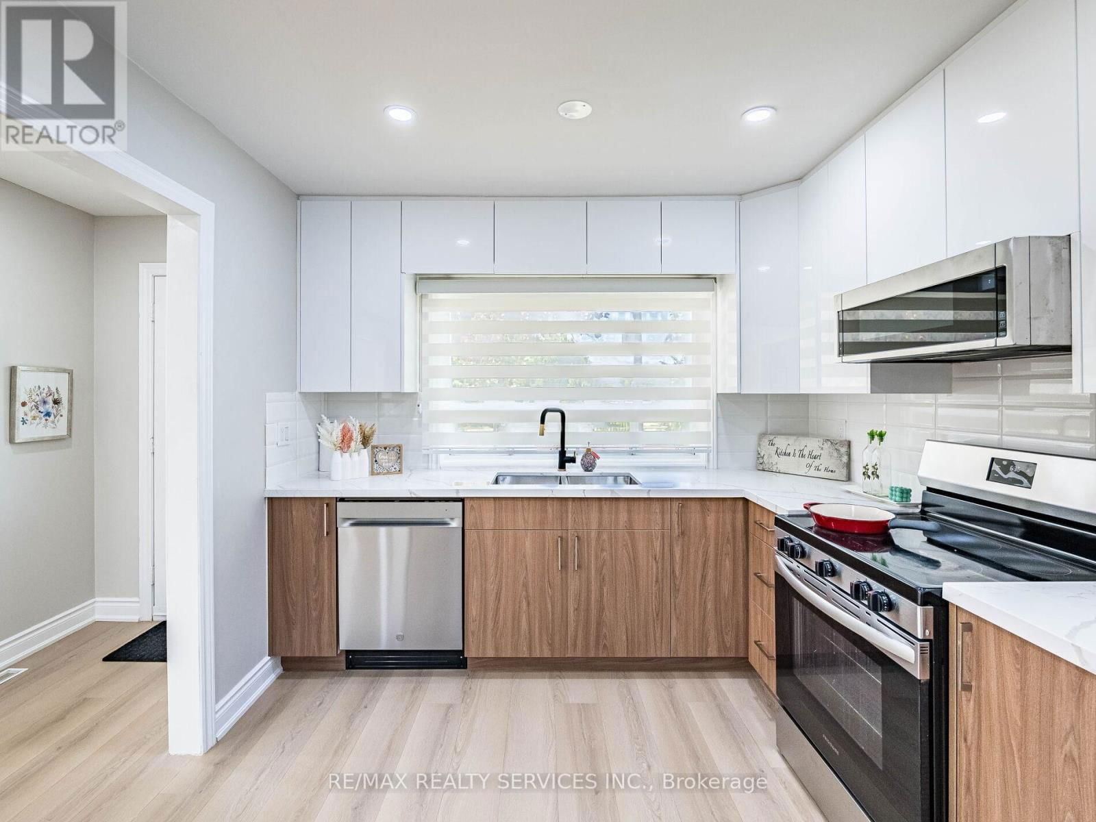 32 MADOC DRIVE Image 10