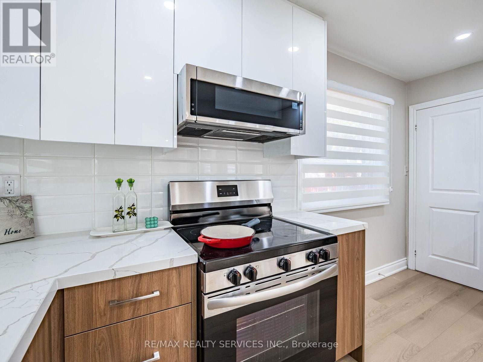 32 MADOC DRIVE Image 11