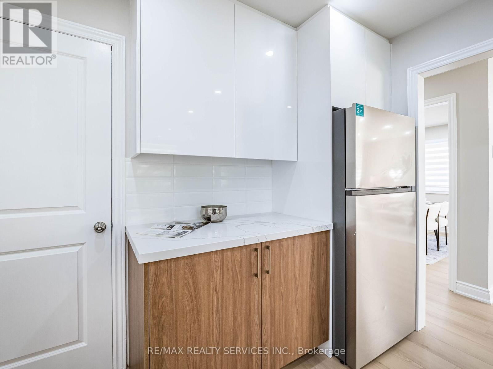 32 MADOC DRIVE Image 13