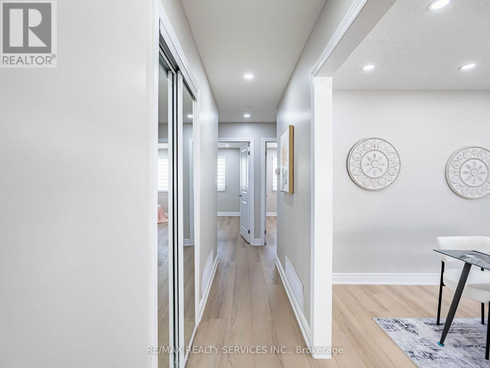 32 MADOC DRIVE Image 19