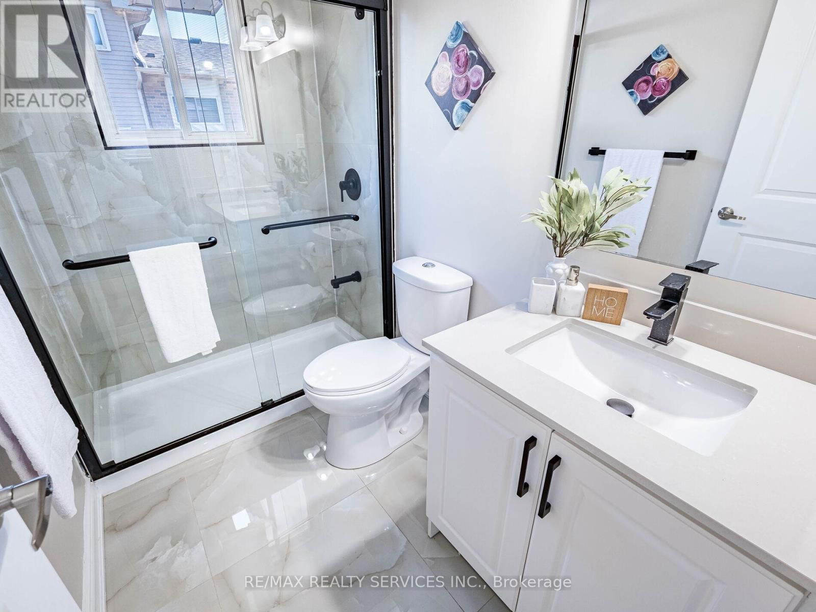 32 MADOC DRIVE Image 27