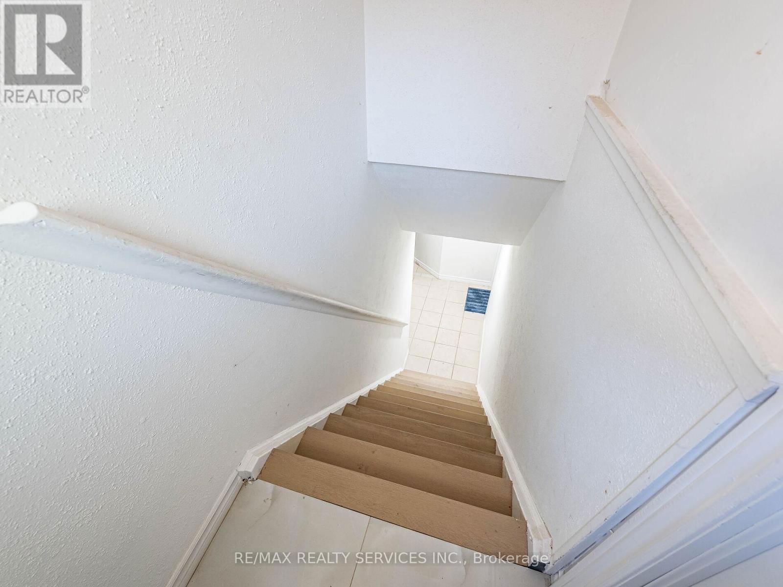 32 MADOC DRIVE Image 28