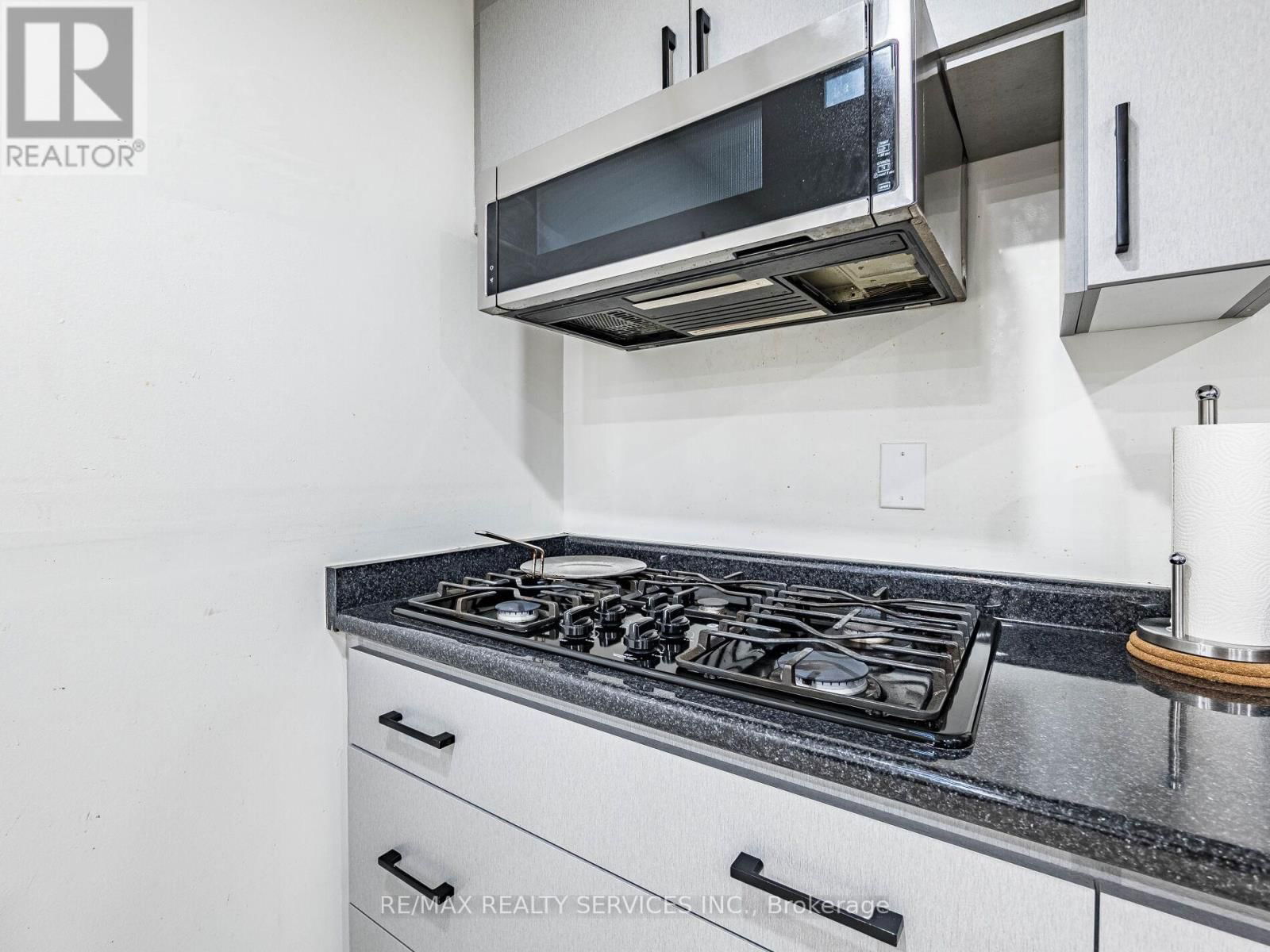 32 MADOC DRIVE Image 38