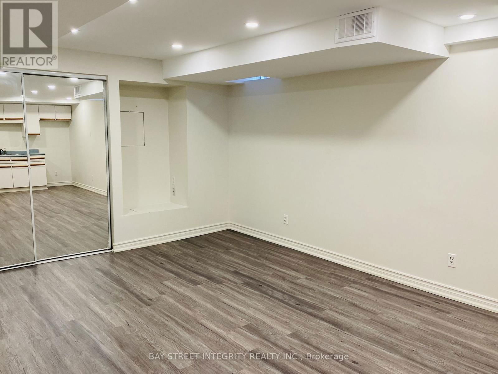 2087 GOLDEN ORCHARD TRAIL Image 21