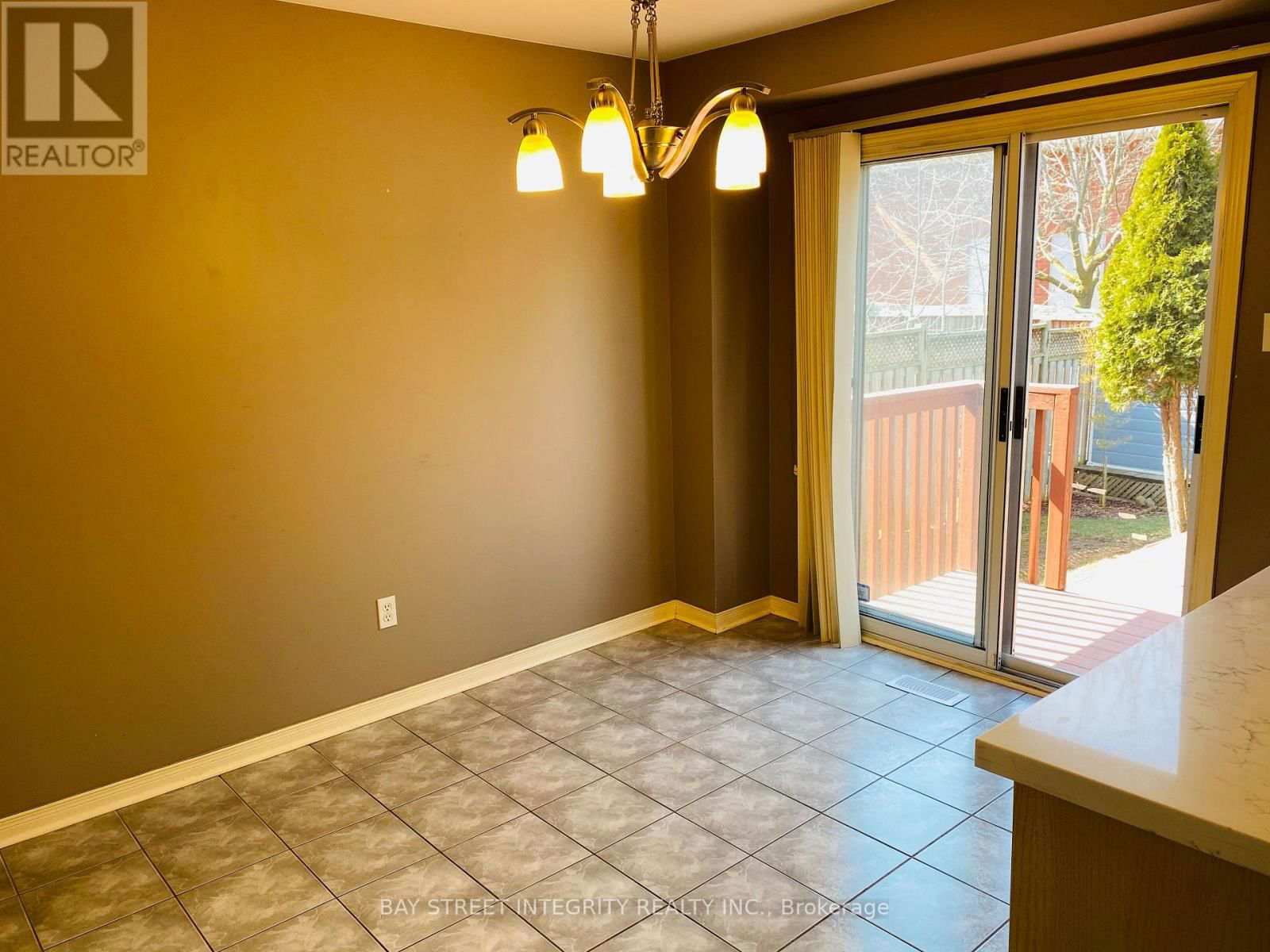 2087 GOLDEN ORCHARD TRAIL Image 7