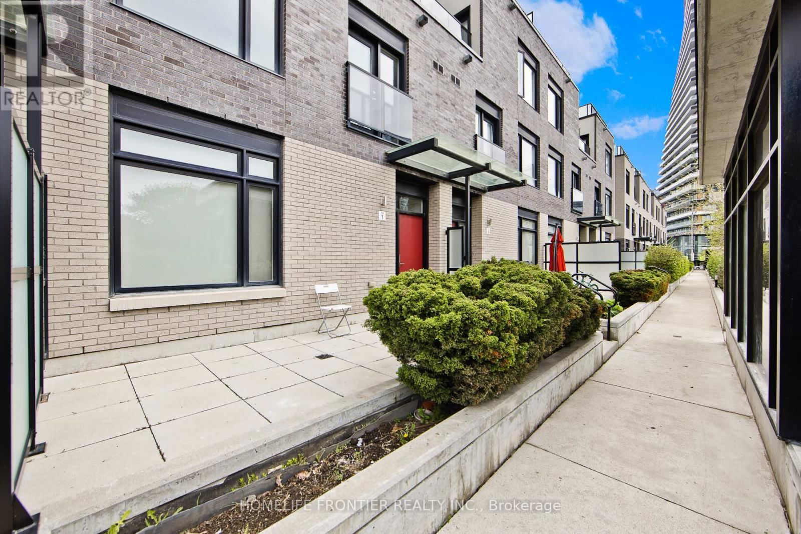 7 - 4020 PARKSIDE VILLAGE DRIVE Image 20