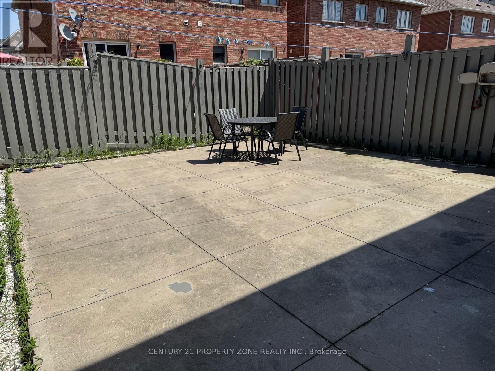 56 ATTVIEW CRESCENT Image 37