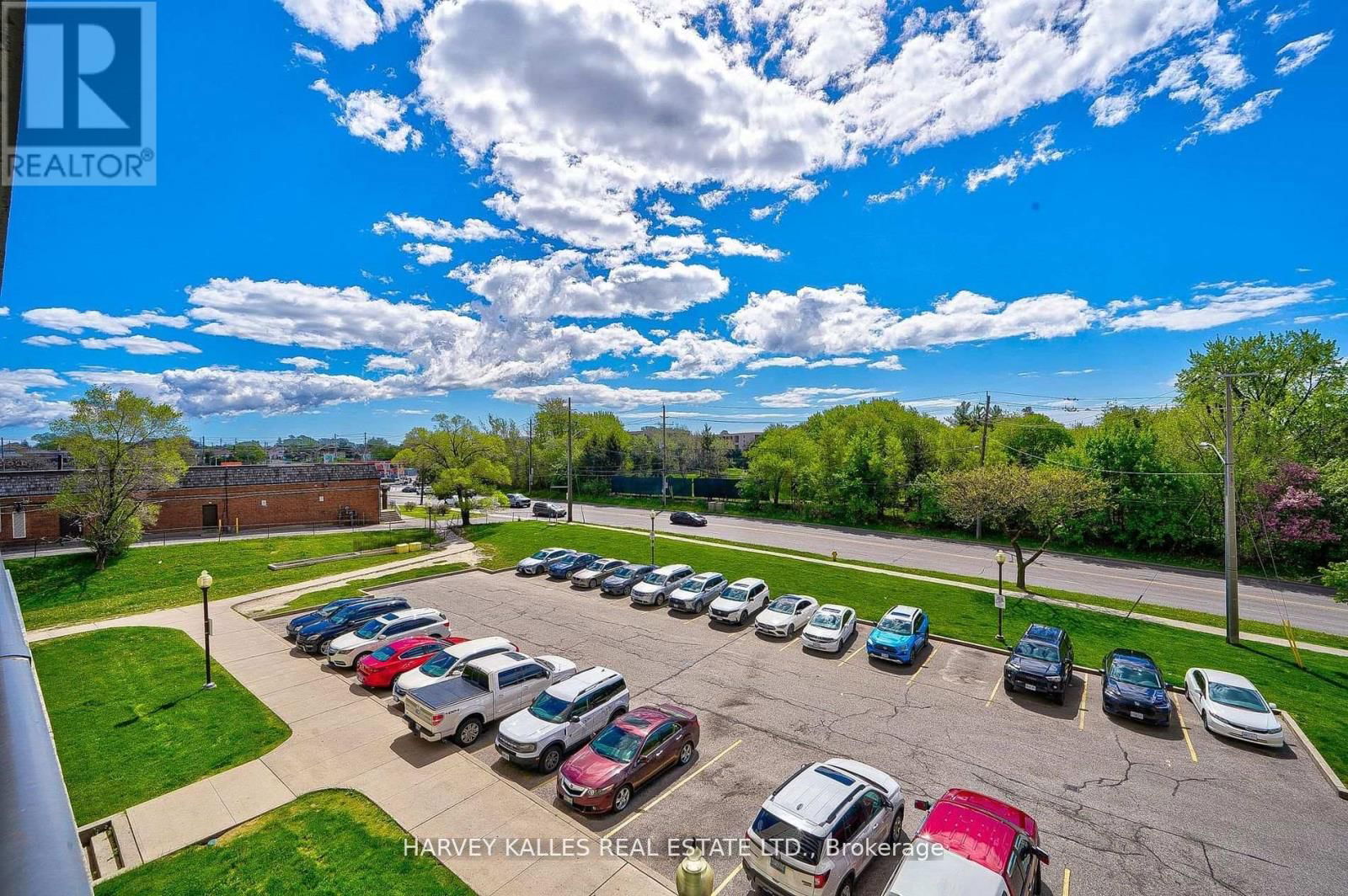 411 - 2000 SHEPPARD AVENUE WEST Image 34