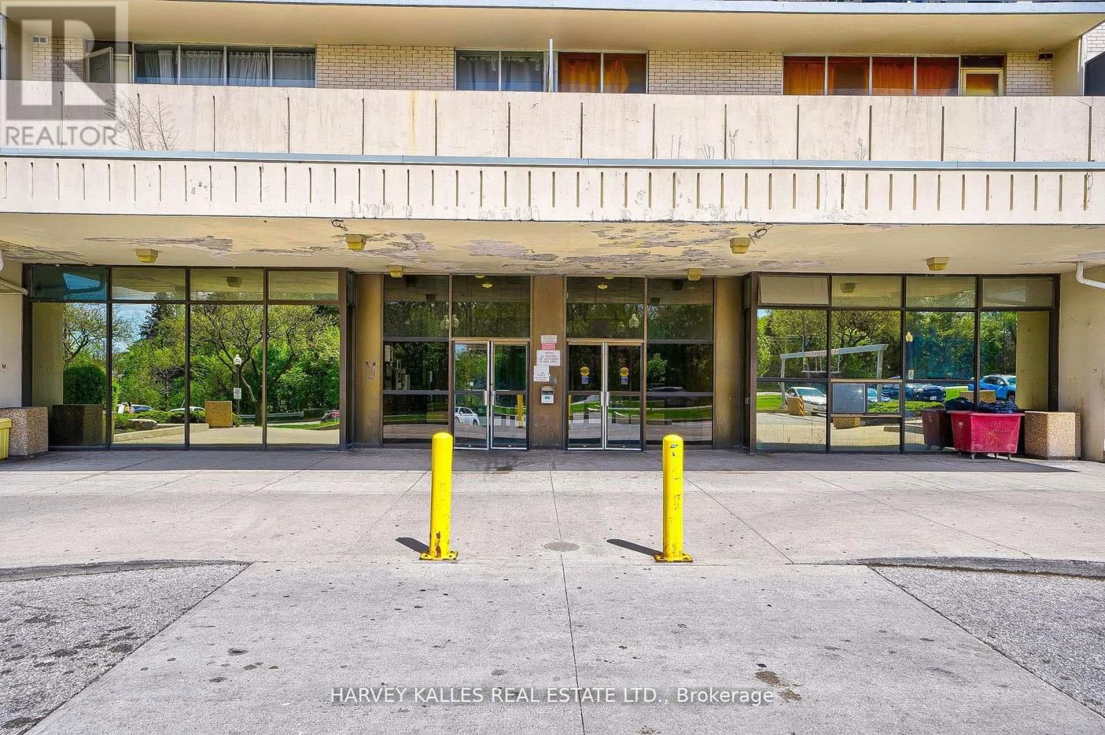 411 - 2000 SHEPPARD AVENUE WEST Image 4