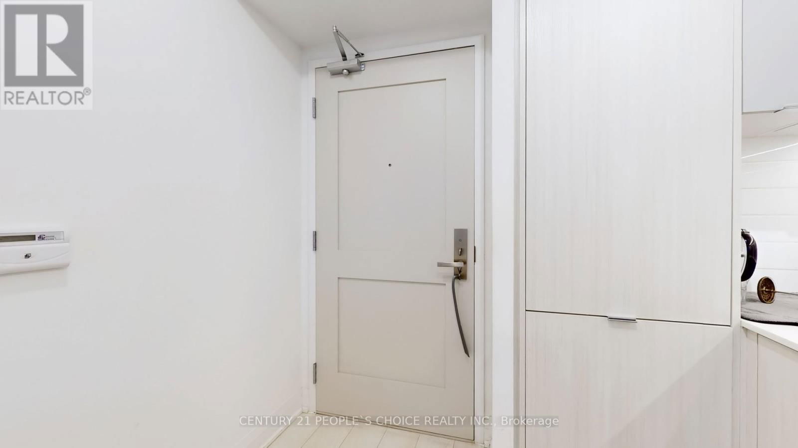 827 - 26 GIBBS ROAD Image 13