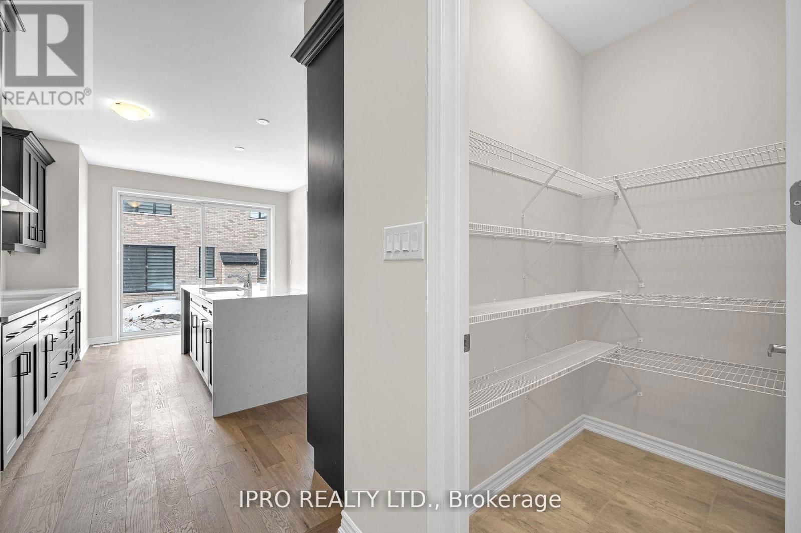 1267 TEMPERANCE CRESCENT Image 16