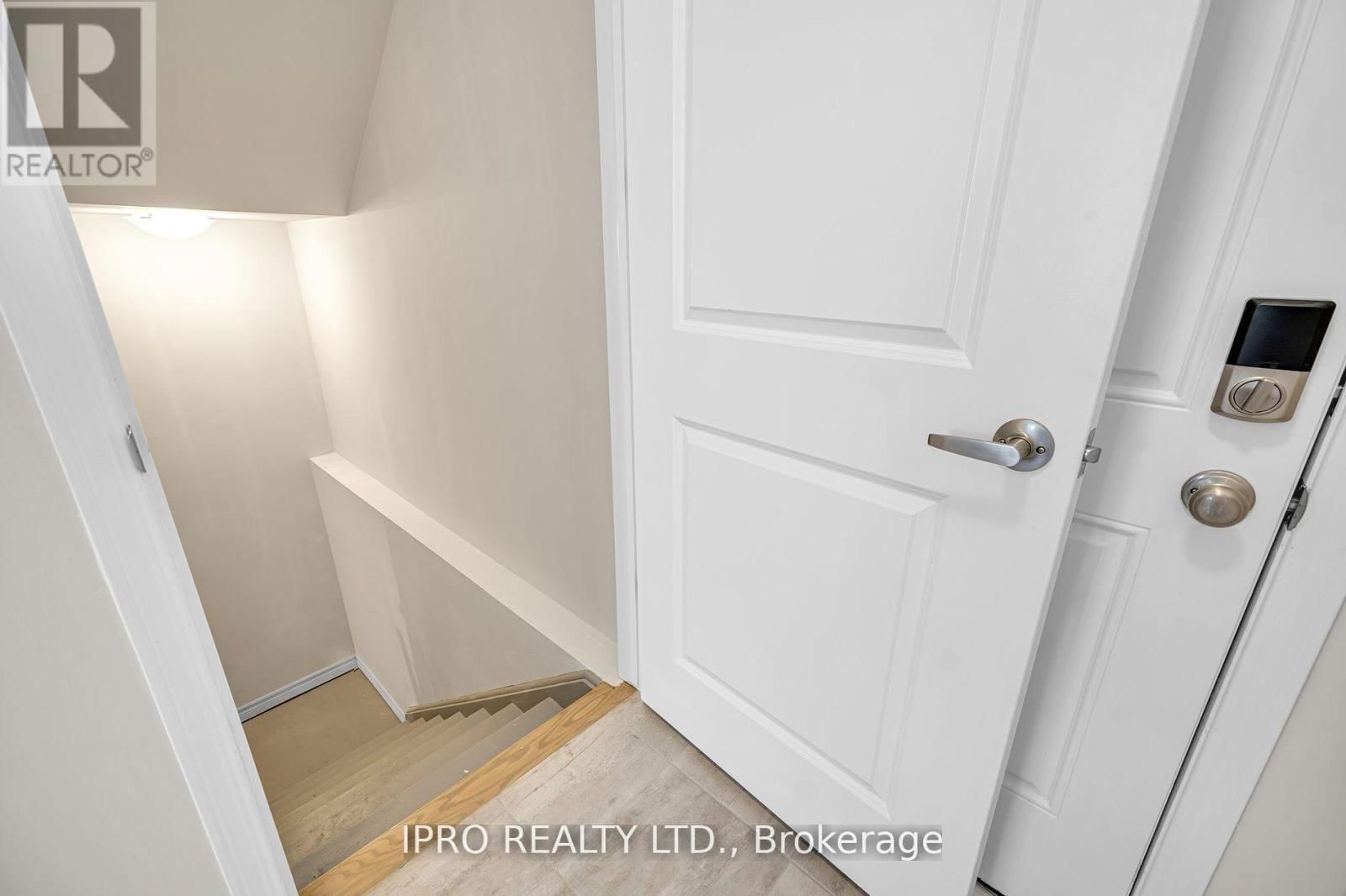 1267 TEMPERANCE CRESCENT Image 17