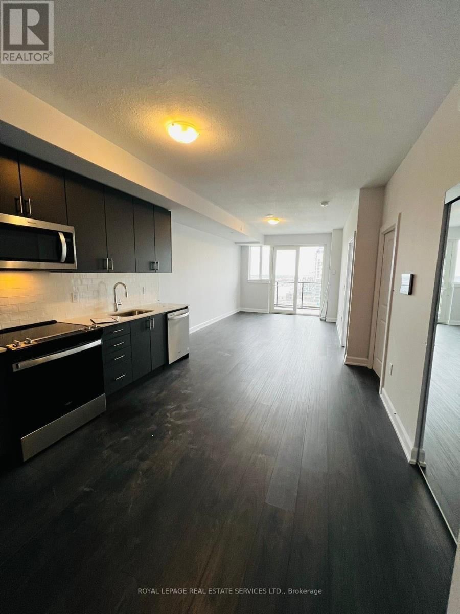 909 - 3200 WILLIAM COLTSON AVENUE Image 3