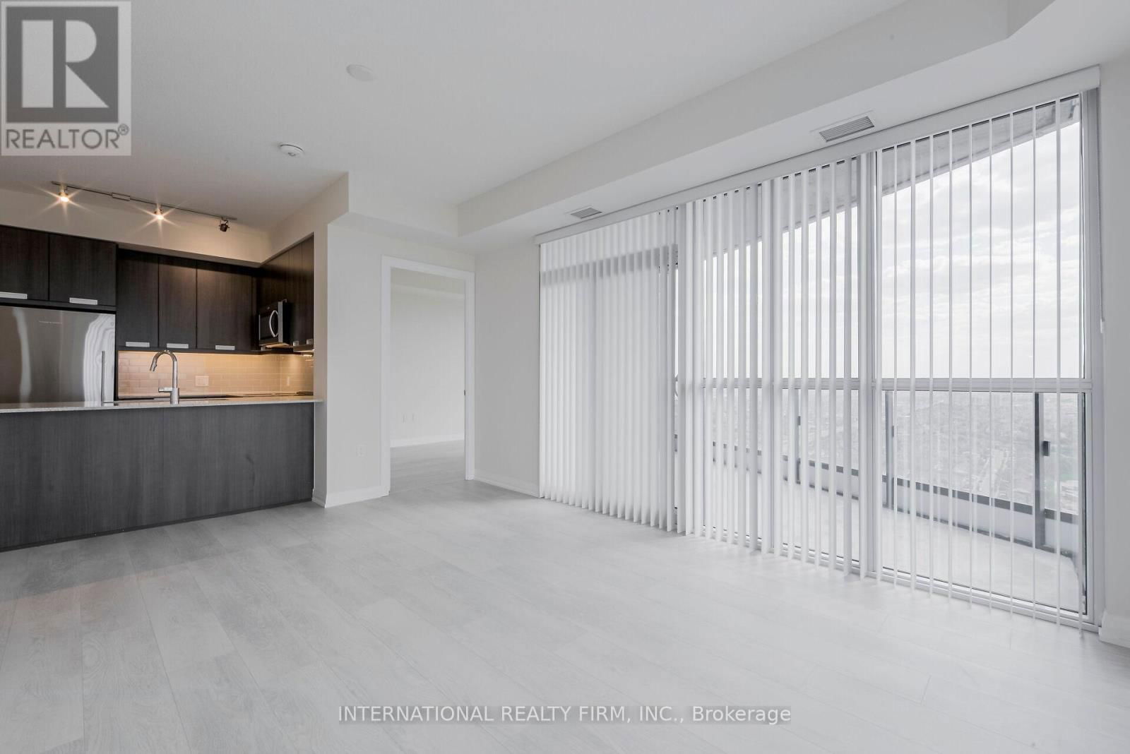 3217 - 35 WATERGARDEN DRIVE Image 10