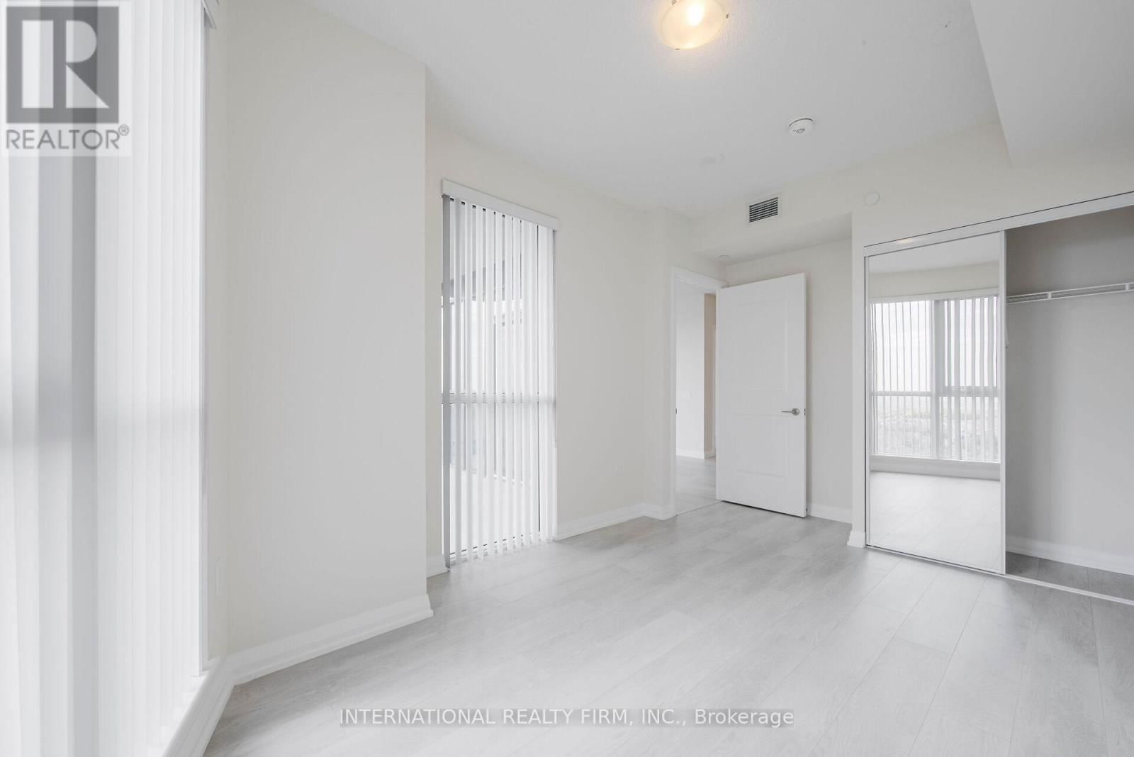 3217 - 35 WATERGARDEN DRIVE Image 14