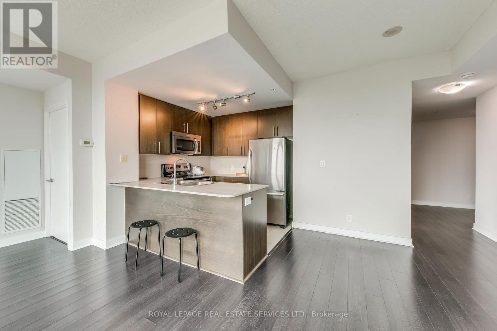 2608 - 3985 GRAND PARK DRIVE Image 12