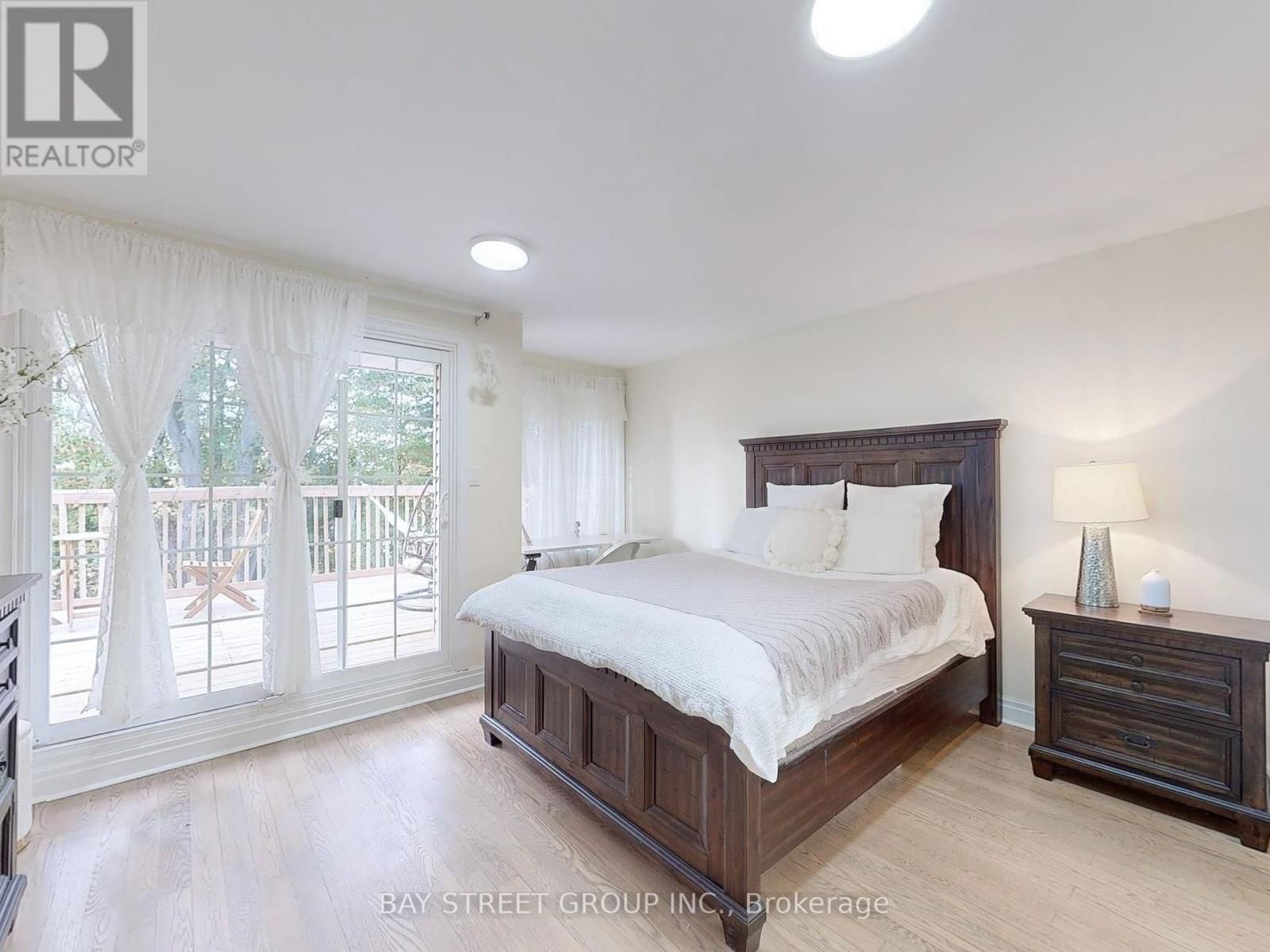 45 ENFIELD AVENUE Image 11