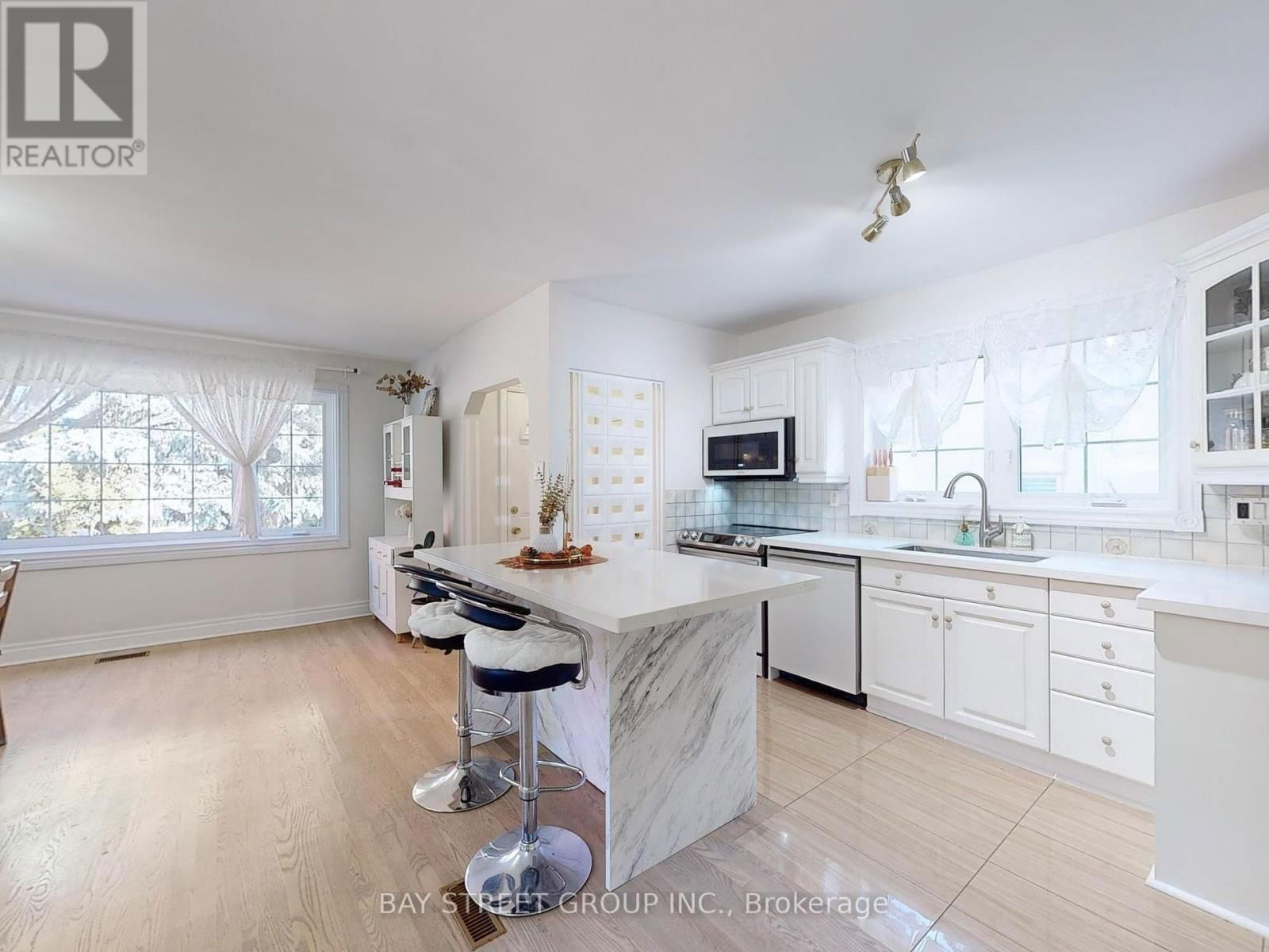 45 ENFIELD AVENUE Image 4