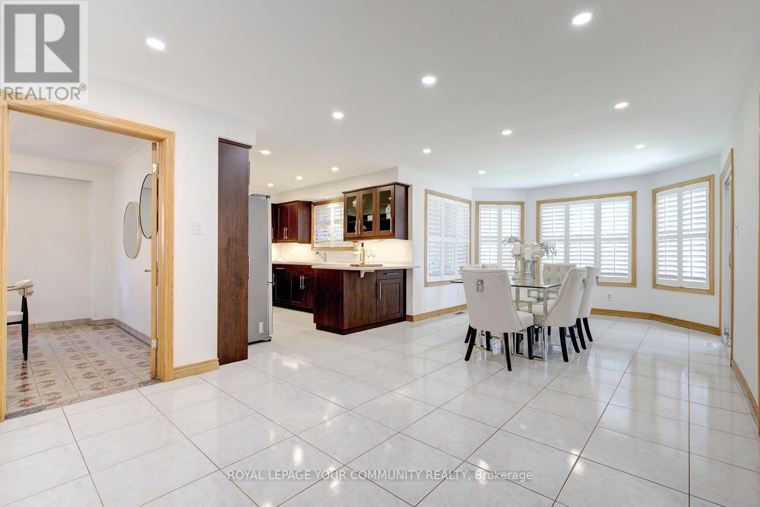 1745 BEECHKNOLL AVENUE Image 14