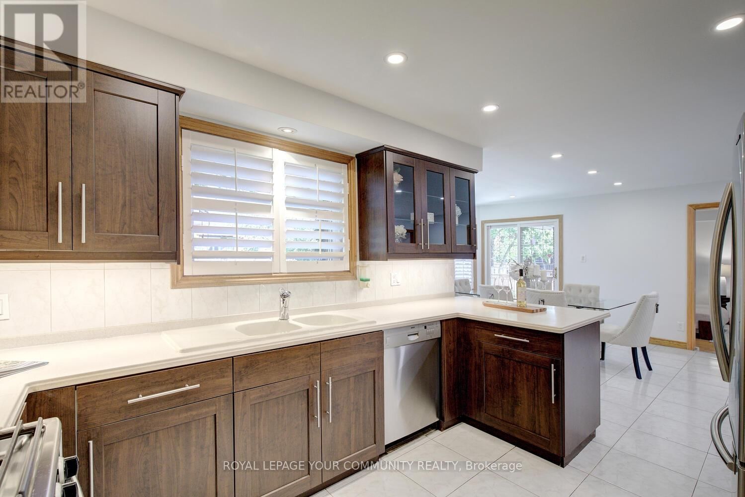 1745 BEECHKNOLL AVENUE Image 21