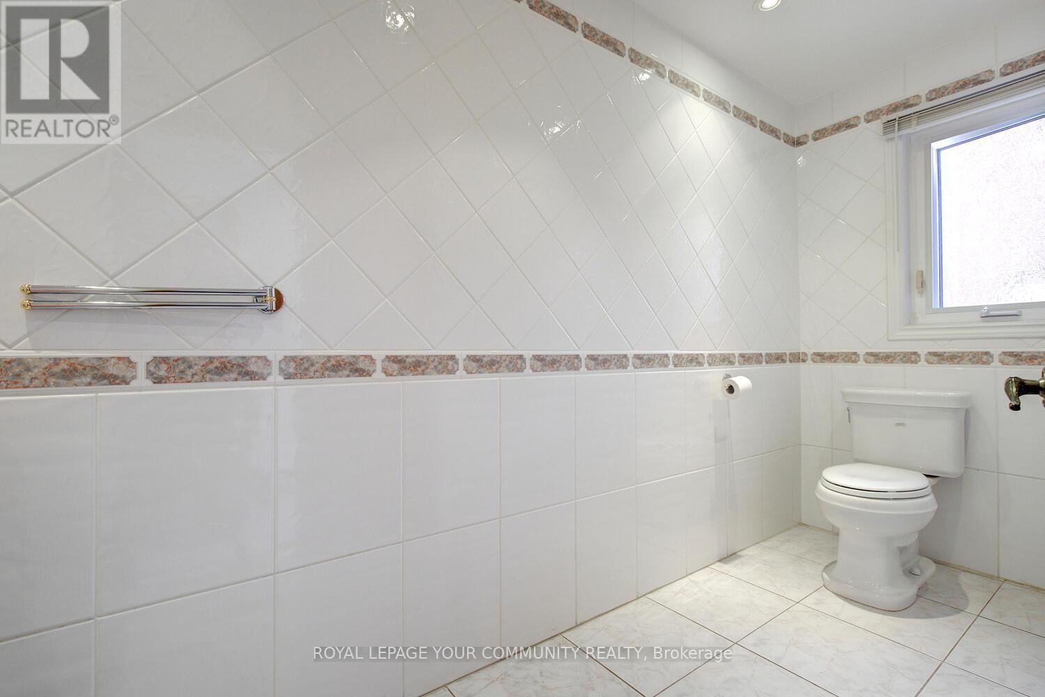 1745 BEECHKNOLL AVENUE Image 29