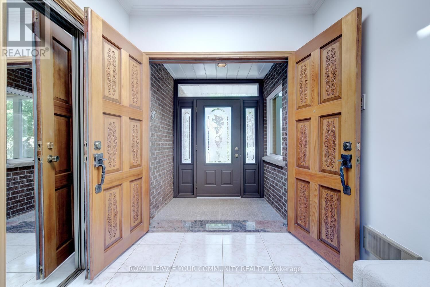 1745 BEECHKNOLL AVENUE Image 3