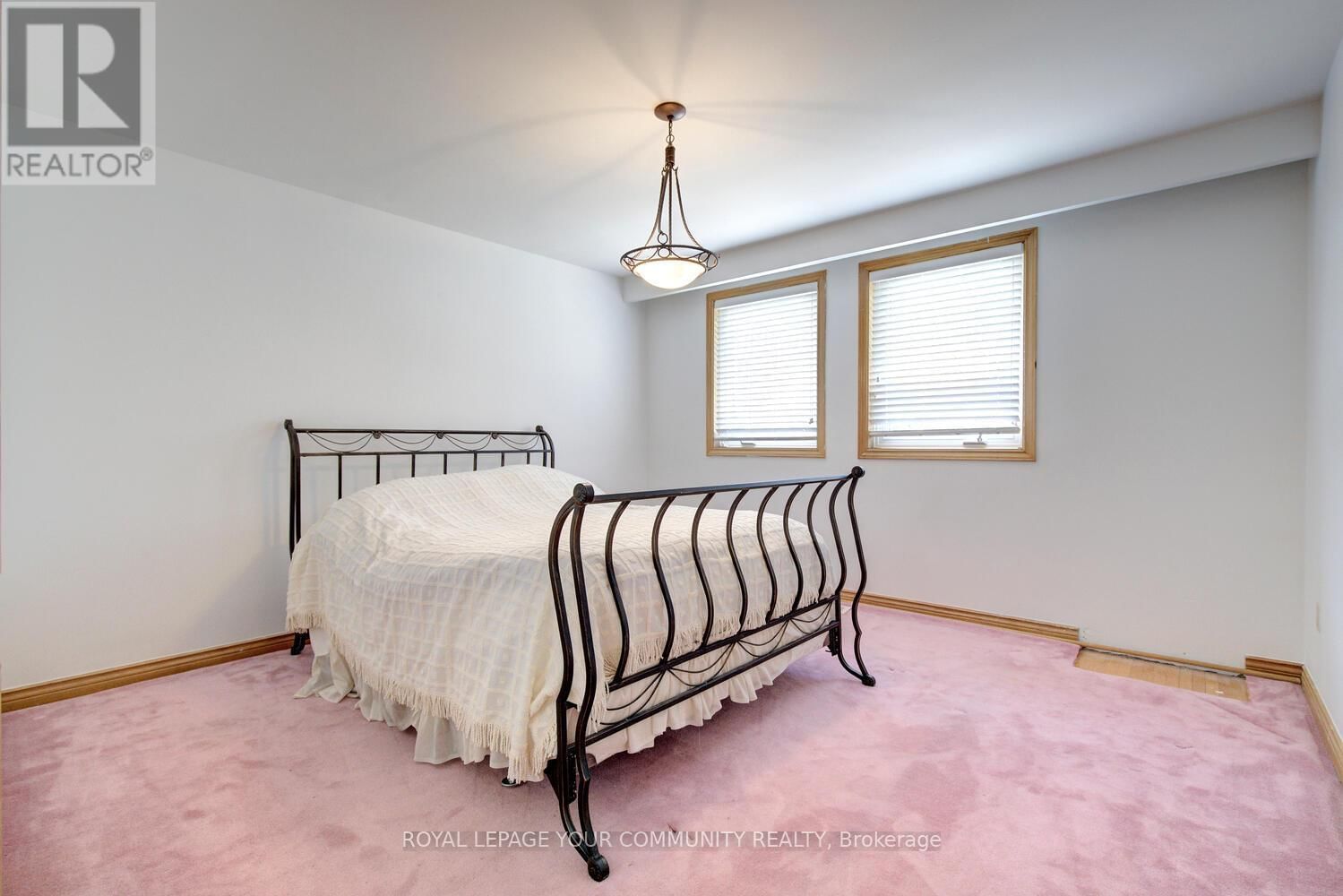 1745 BEECHKNOLL AVENUE Image 36