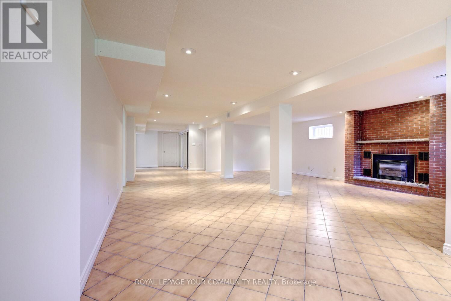 1745 BEECHKNOLL AVENUE Image 40