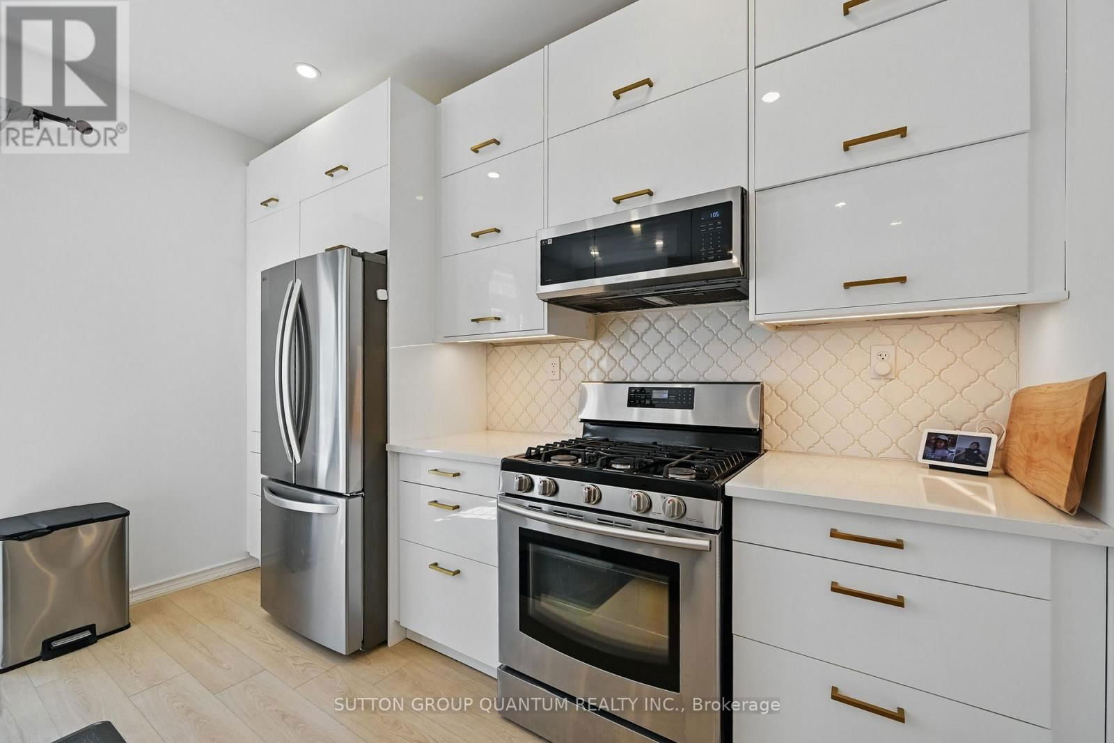 180 GLENASHTON DRIVE Image 10
