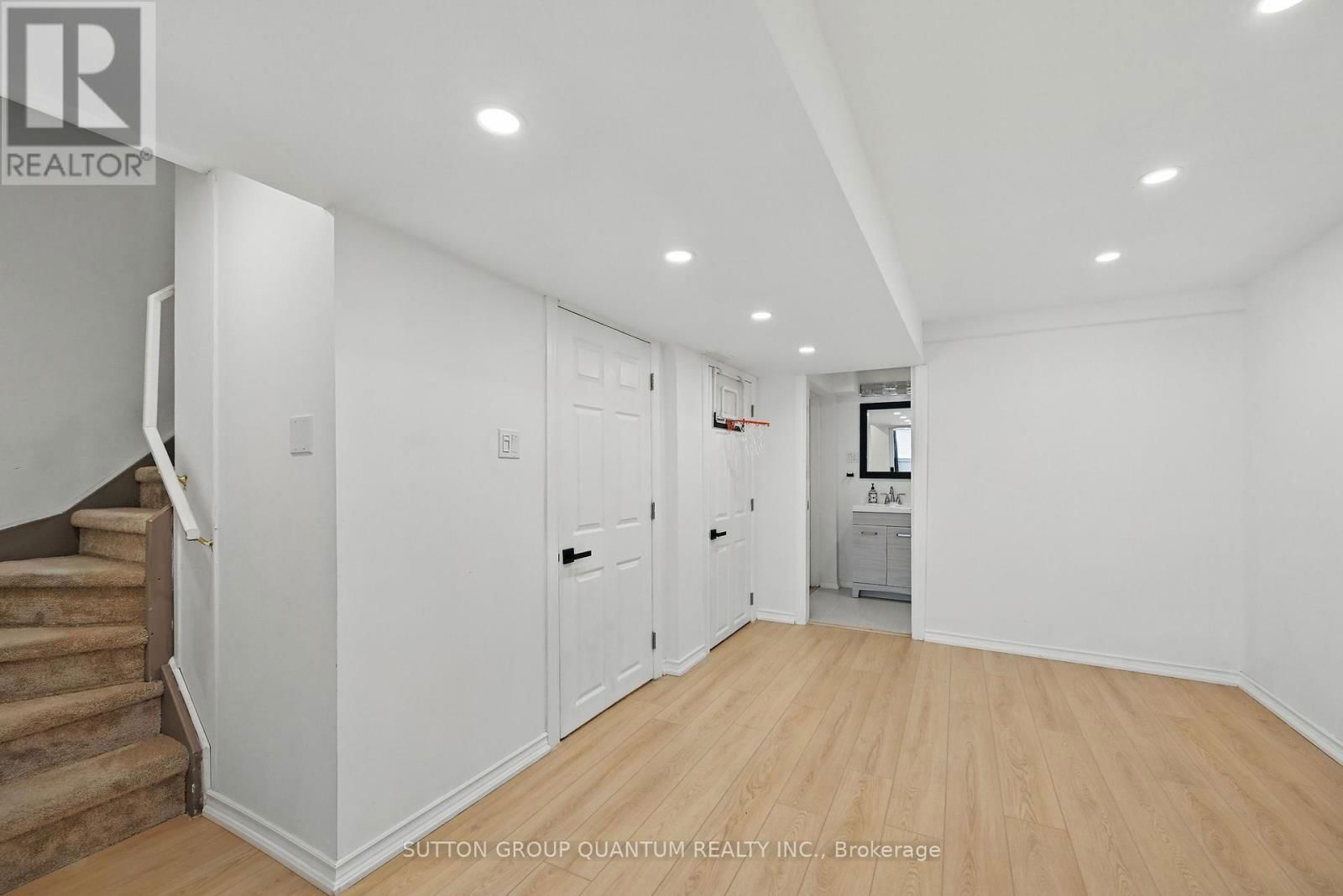 180 GLENASHTON DRIVE Image 27