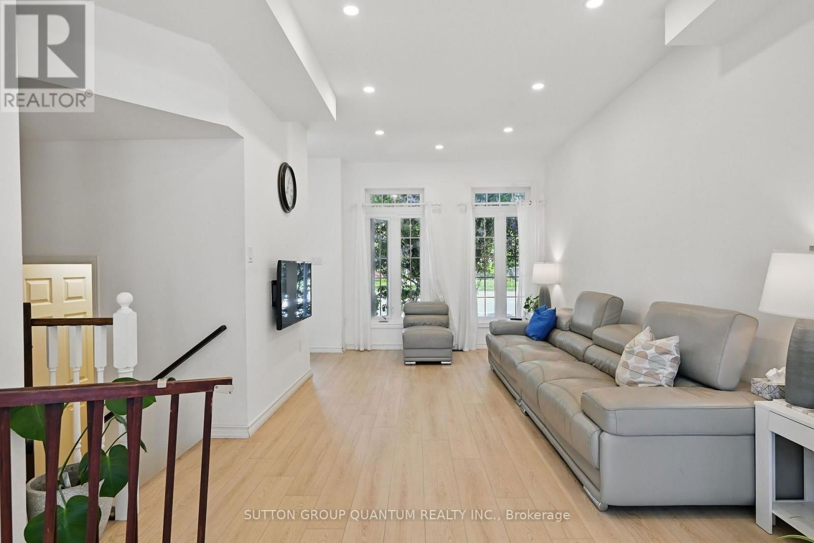 180 GLENASHTON DRIVE Image 6