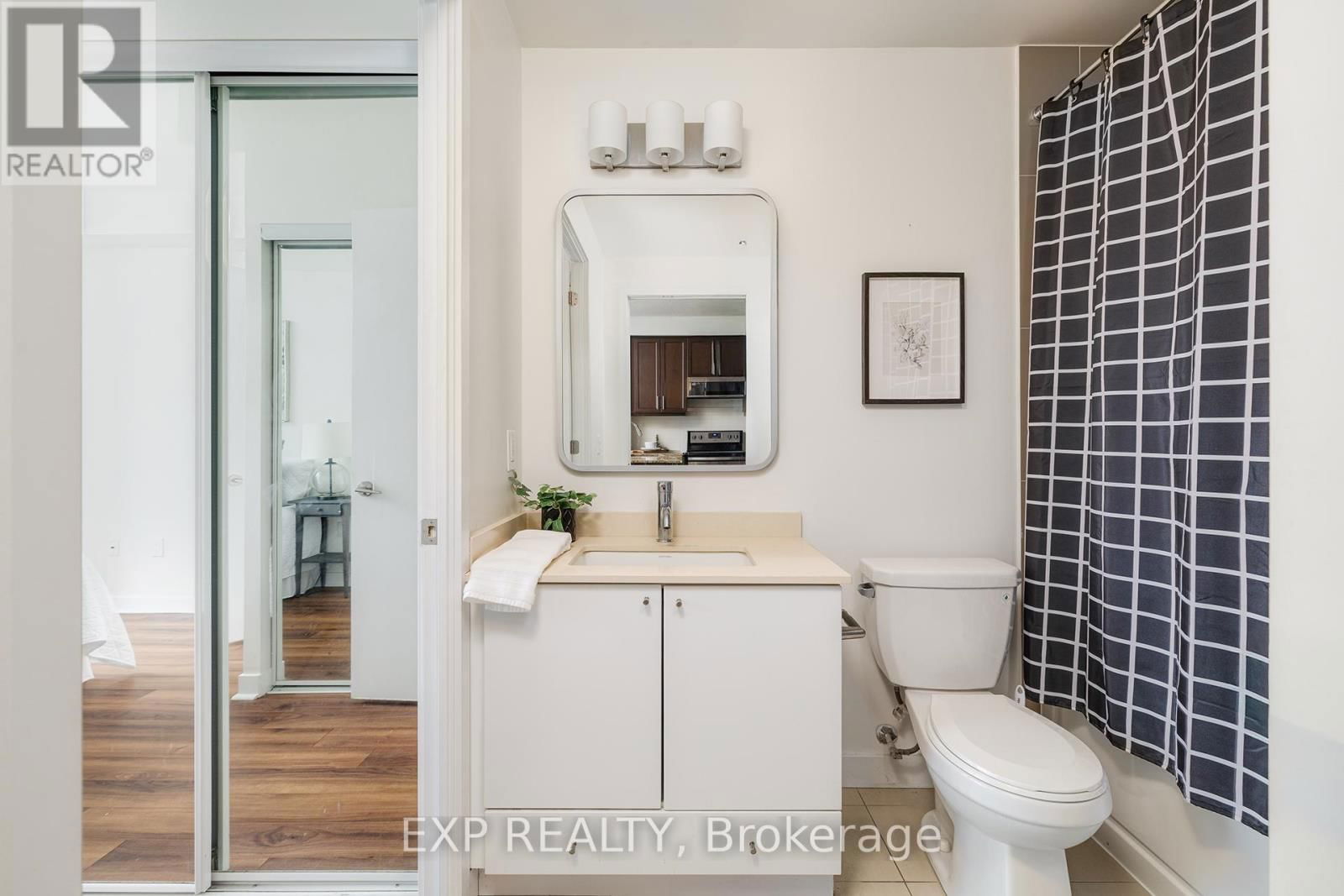 3501 - 3975 GRAND PARK DRIVE Image 10