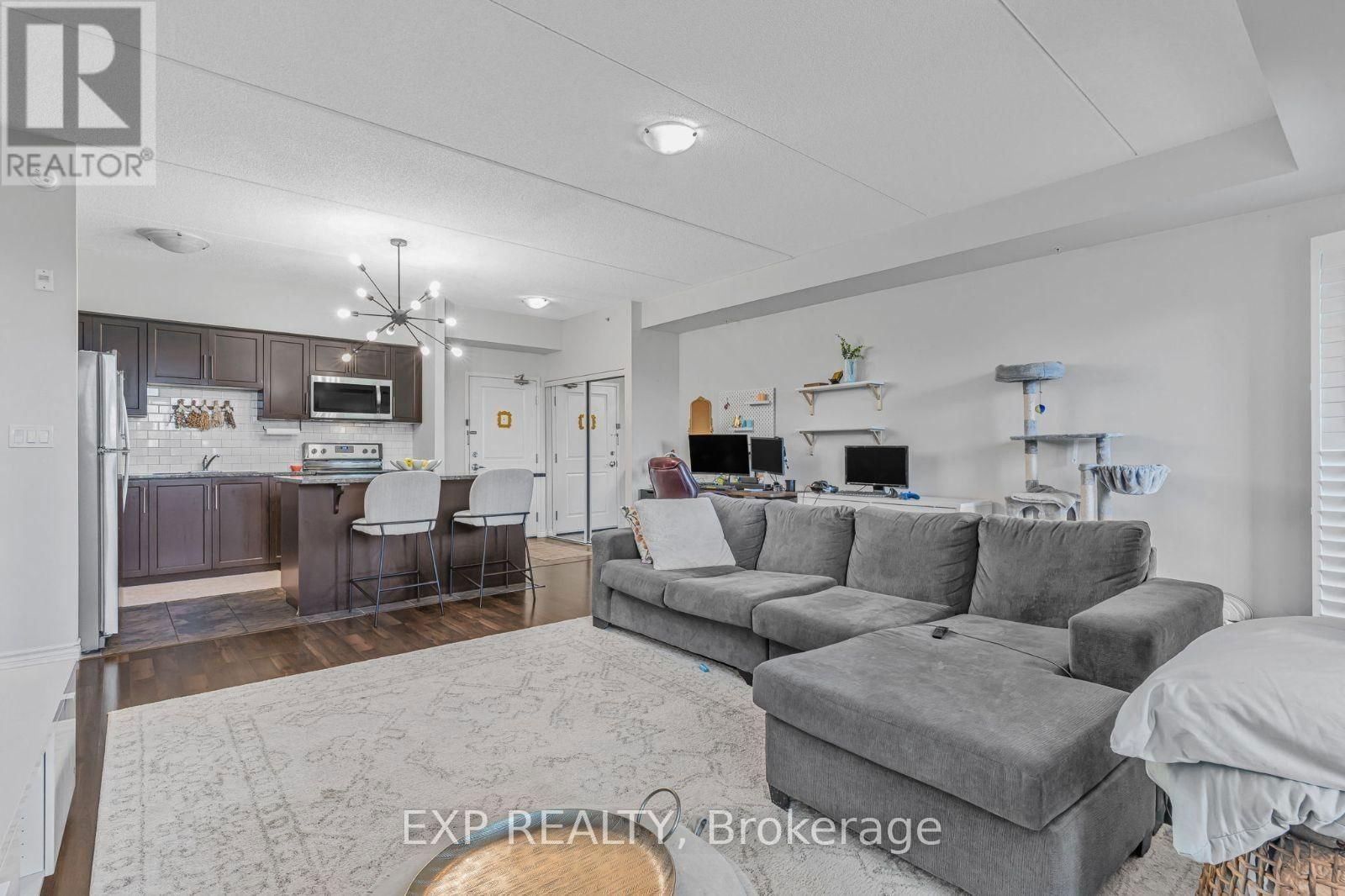 105 - 630 SAUVE STREET Image 12