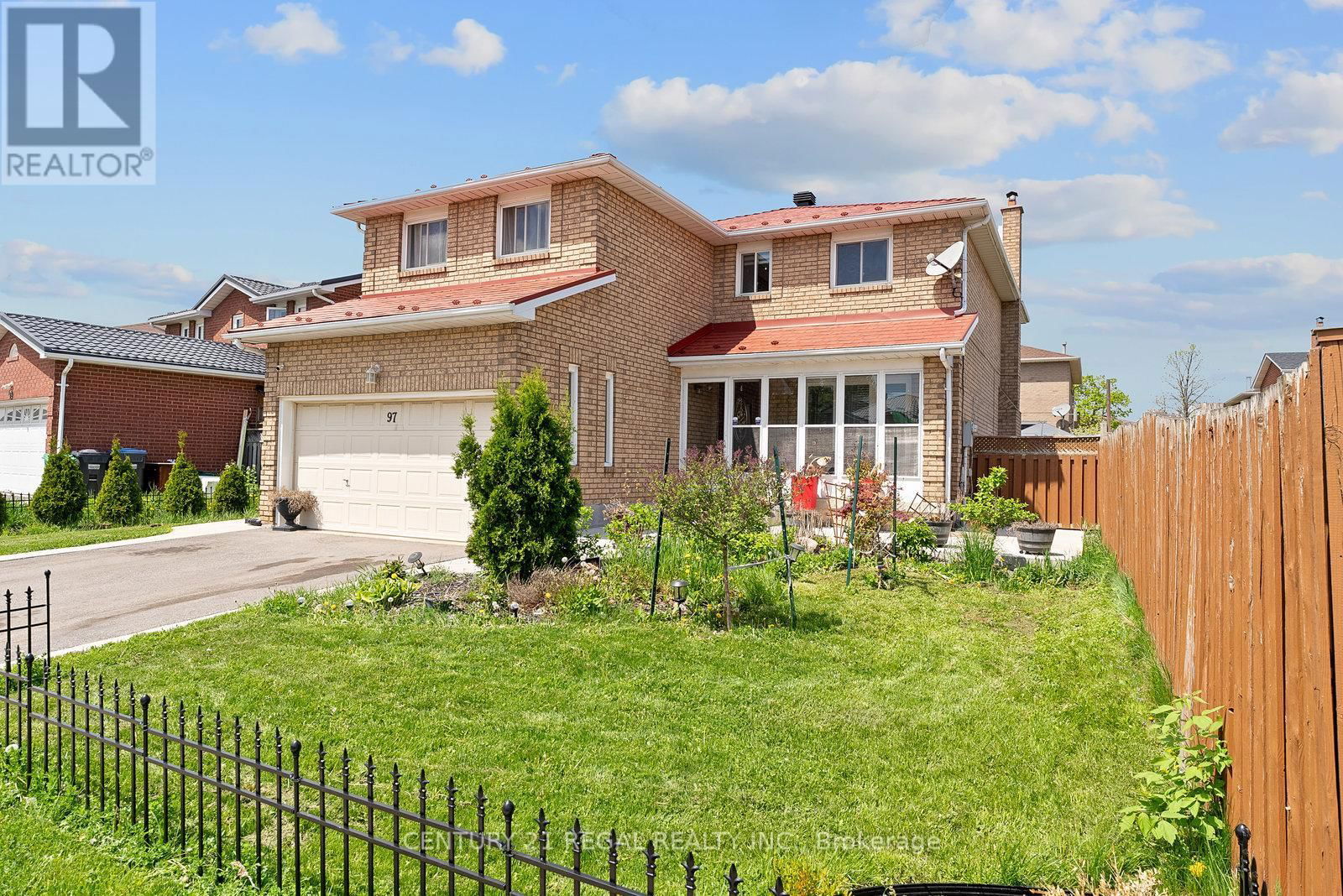 97 HINCHLEY WOOD GROVE Image 2