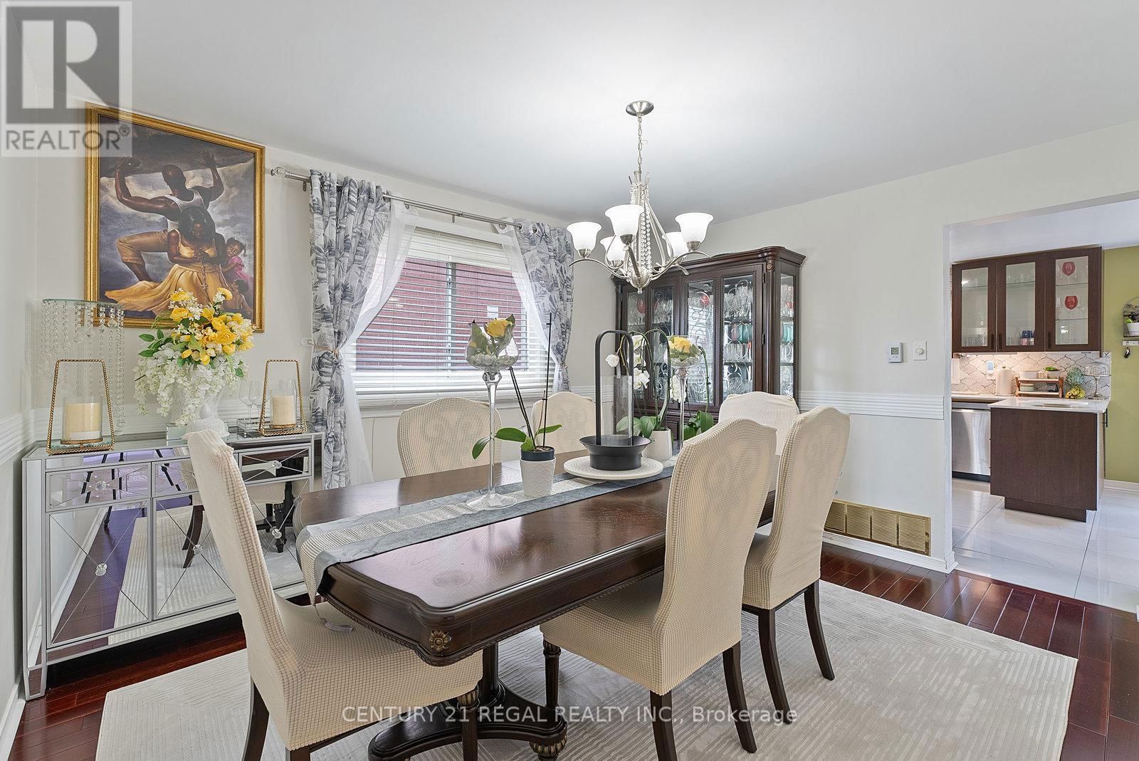 97 HINCHLEY WOOD GROVE Image 26