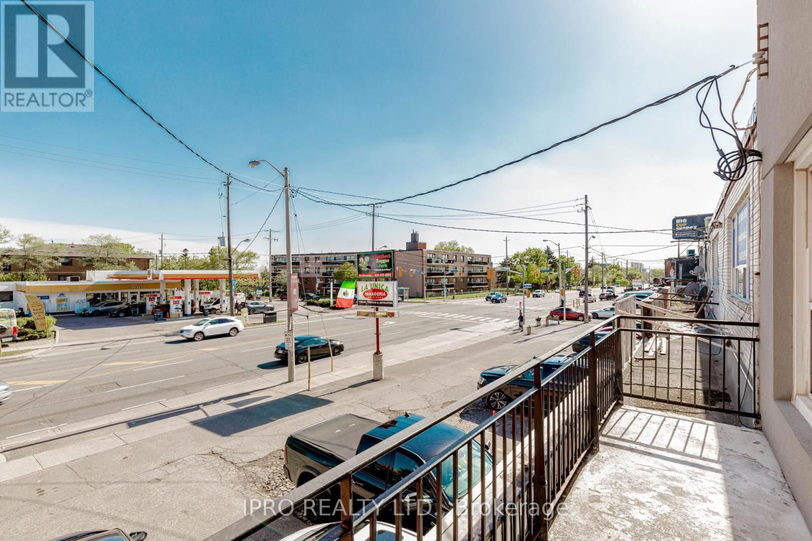 846 WILSON AVENUE Image 15