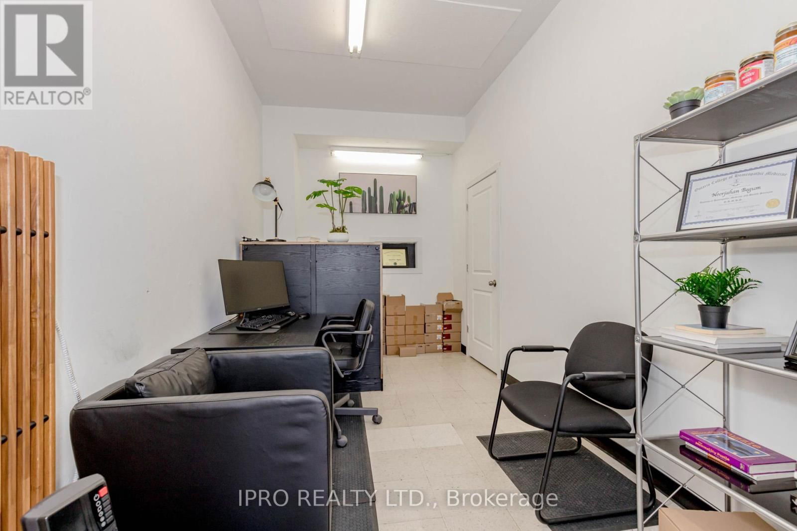 846 WILSON AVENUE Image 7