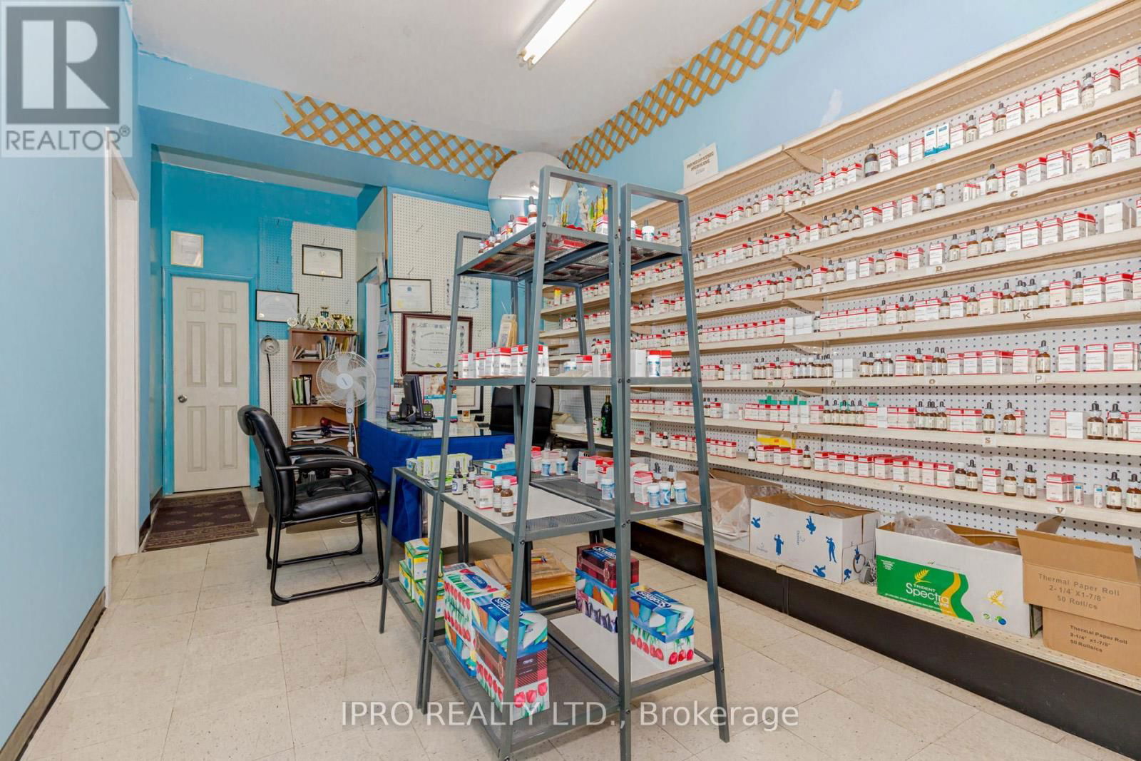 846 WILSON AVENUE Image 9