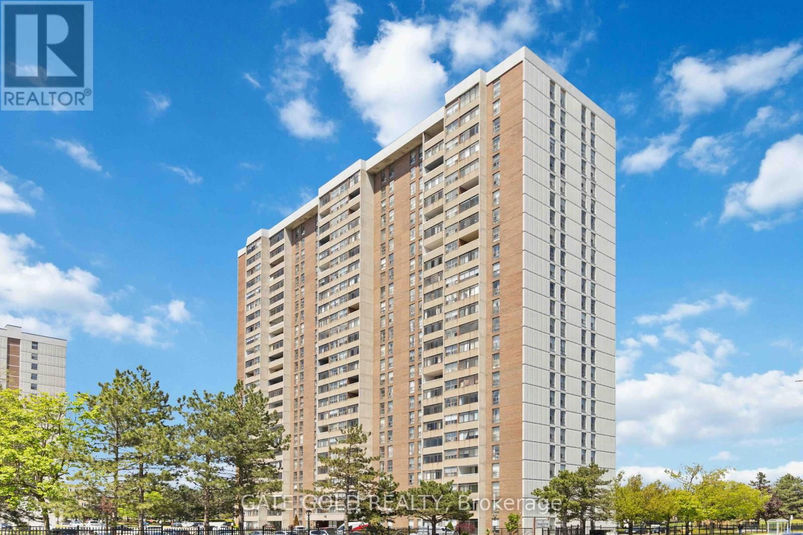 2510 - 18 KNIGHTSBRIDGE ROAD Image 1