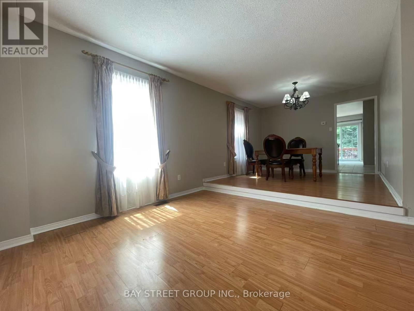 5751 PRAIRIE CIRCLE Image 9