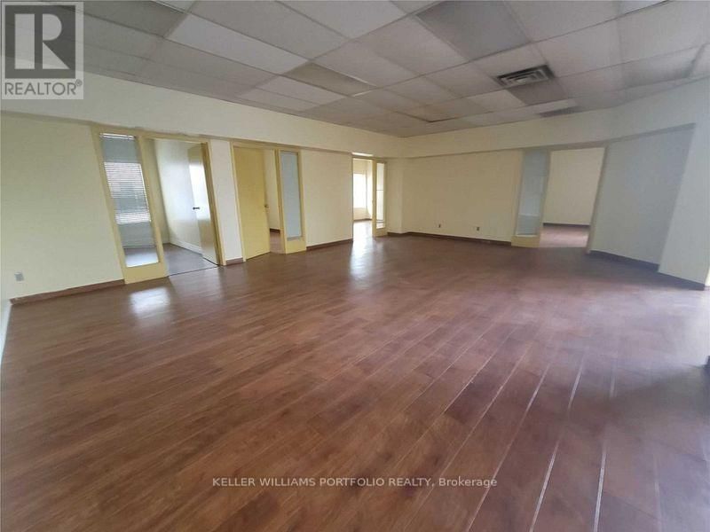 1611 COURTNEYPARK DRIVE EAST Image 8