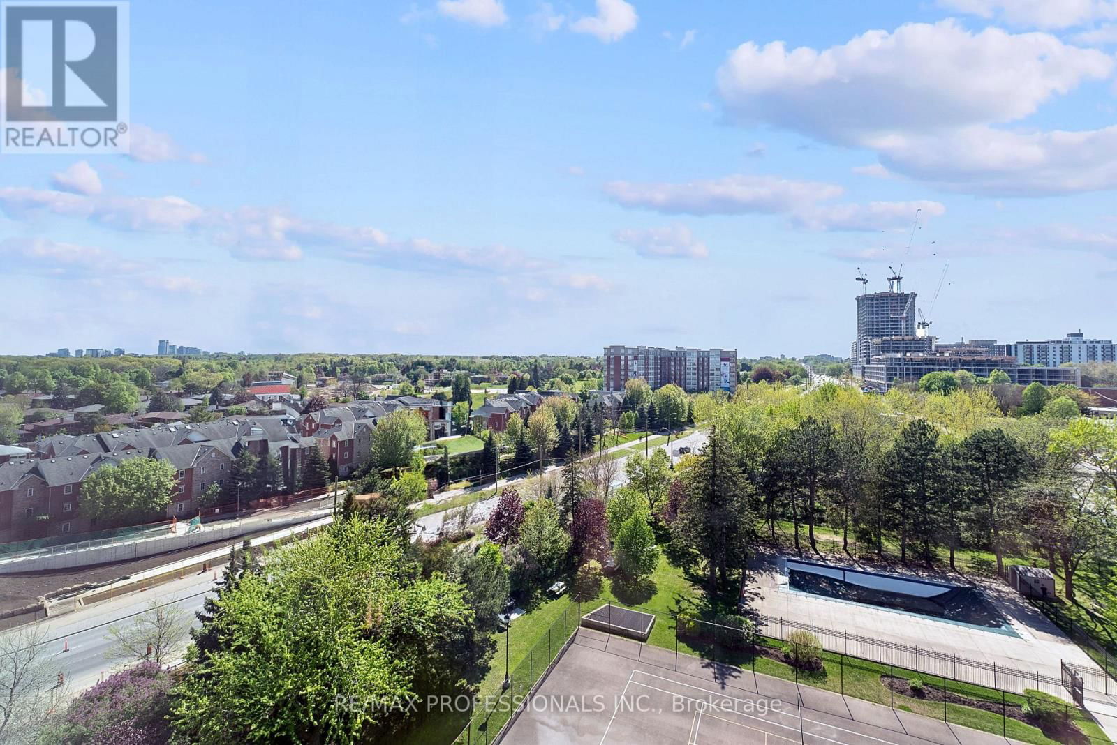 1012 - 61 RICHVIEW ROAD Image 50