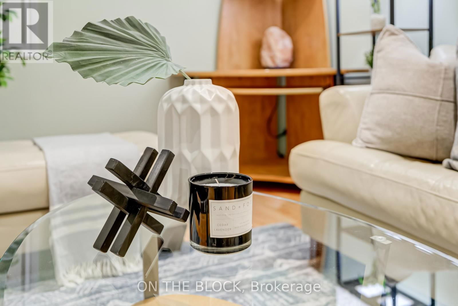 4 - 224 ROSEMOUNT AVENUE Image 29